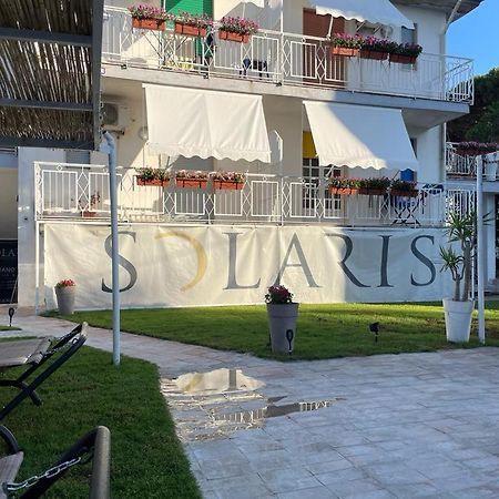 Solaris Paestum Bed & Breakfast Bagian luar foto