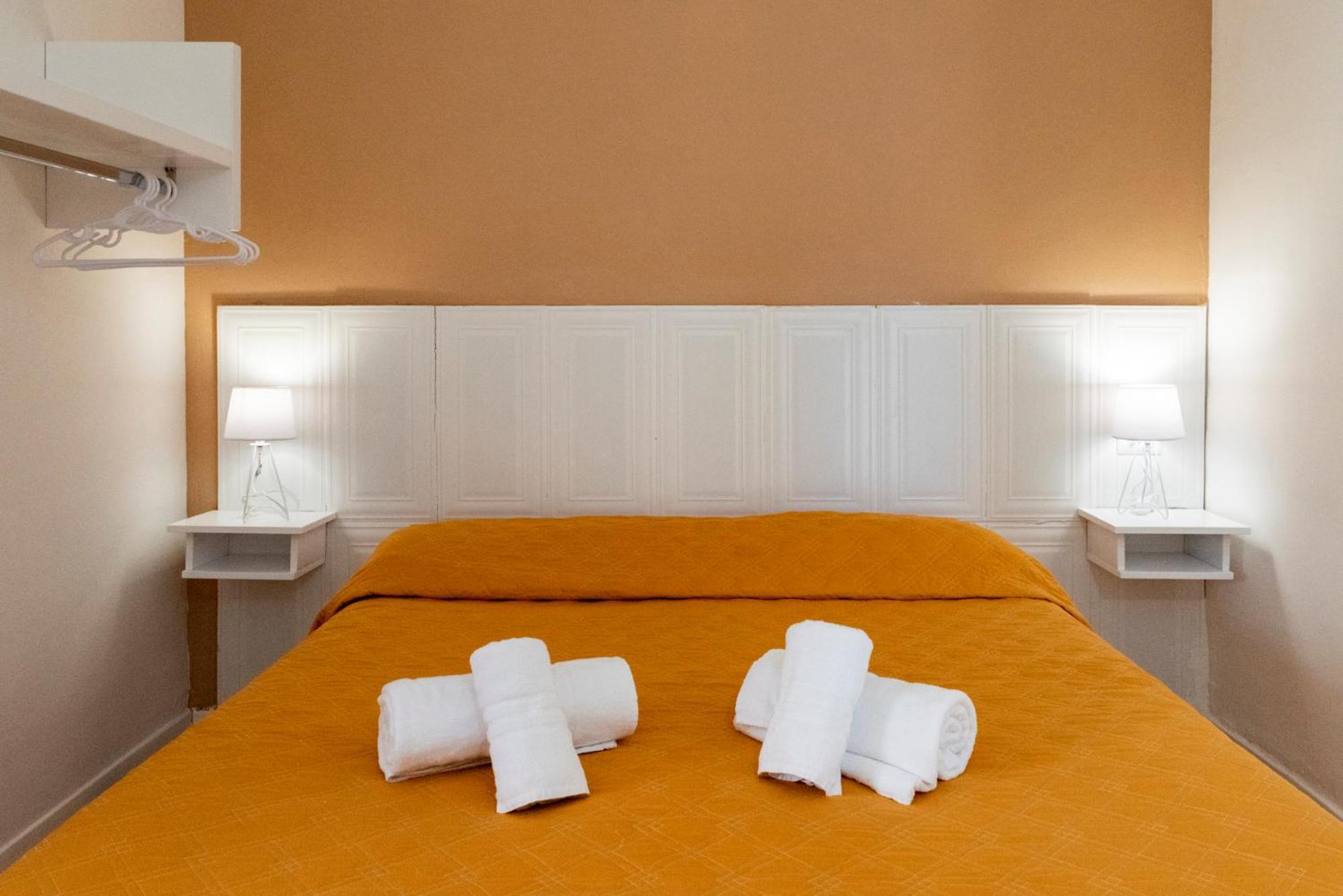 Solaris Paestum Bed & Breakfast Bagian luar foto