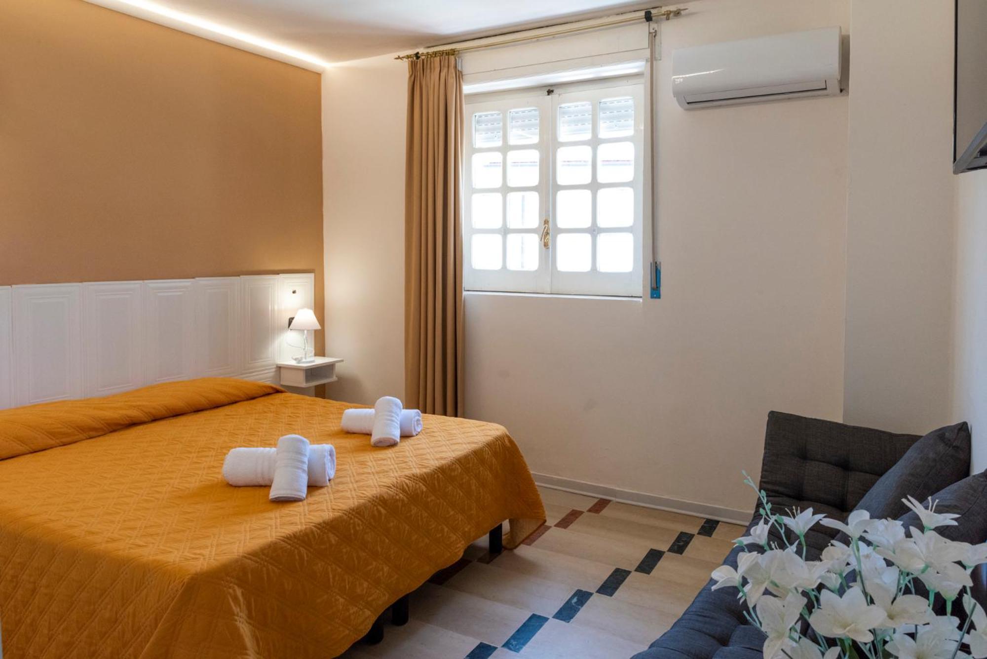 Solaris Paestum Bed & Breakfast Bagian luar foto