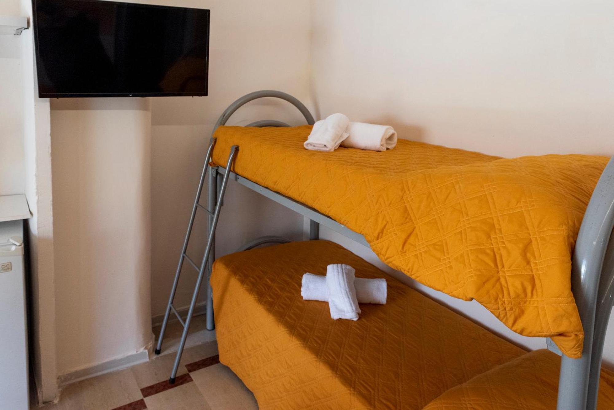 Solaris Paestum Bed & Breakfast Bagian luar foto