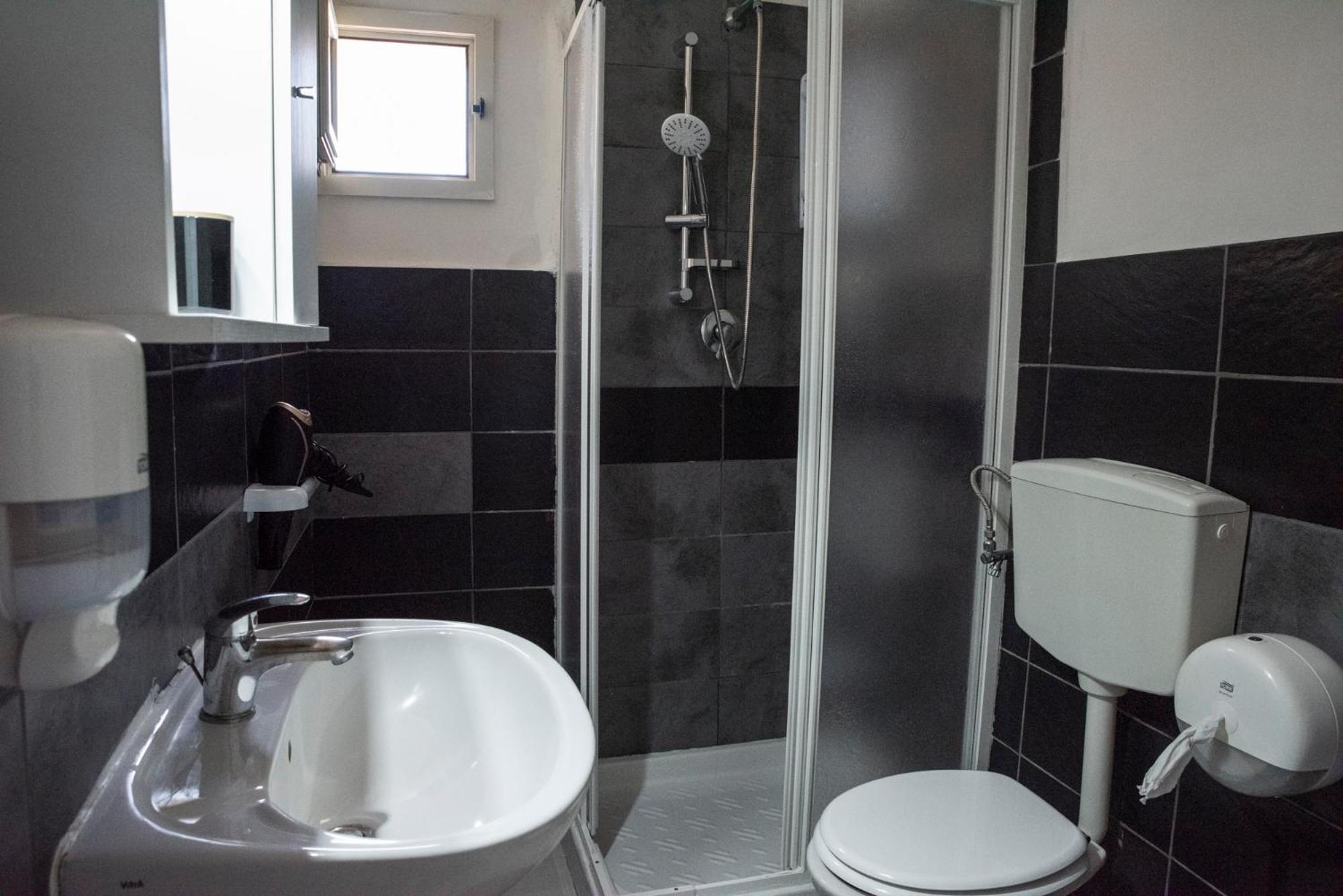 Solaris Paestum Bed & Breakfast Bagian luar foto
