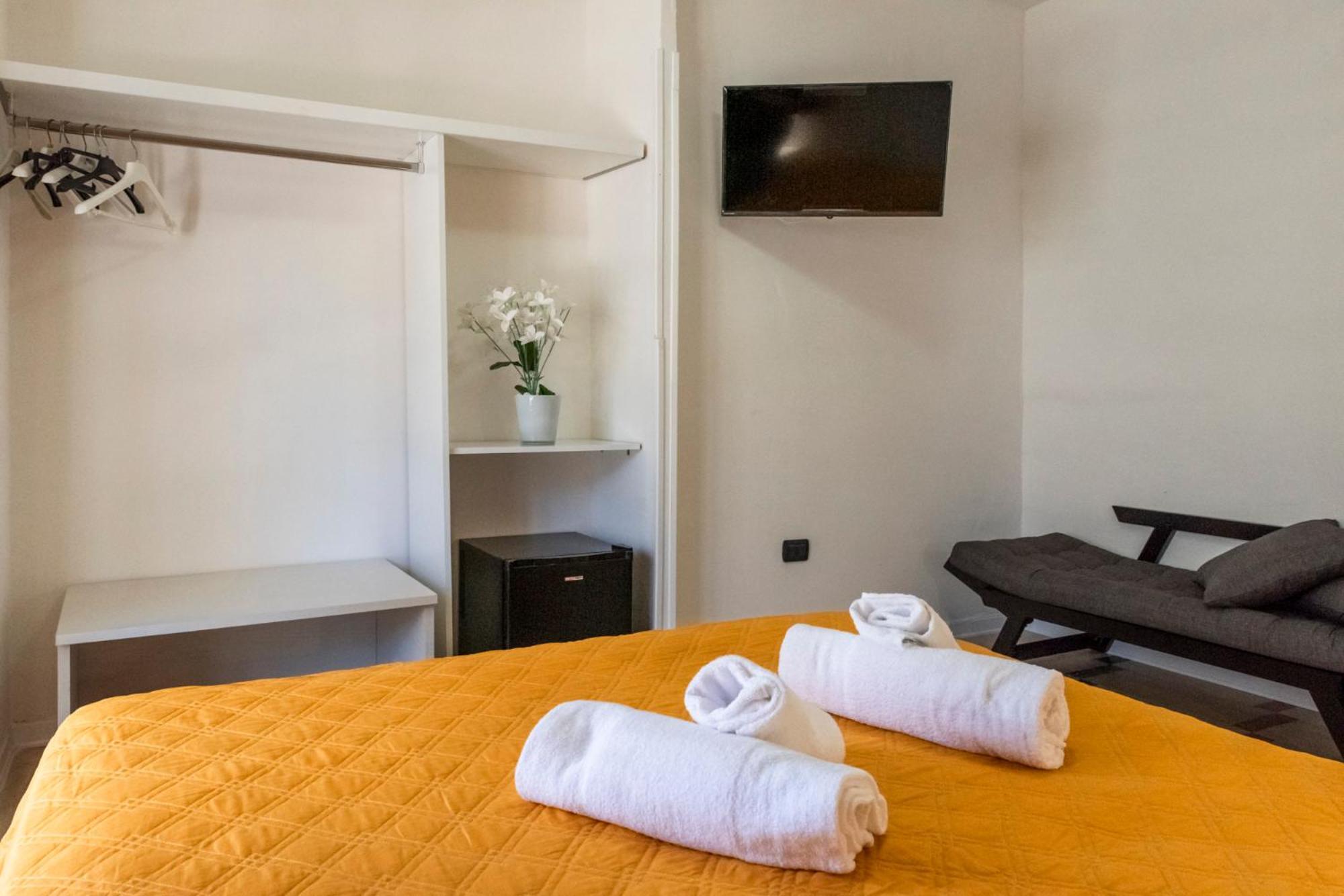 Solaris Paestum Bed & Breakfast Bagian luar foto